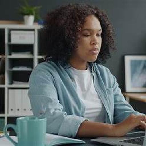 AI Trainer Jobs pay chart and remote income planning for beginners